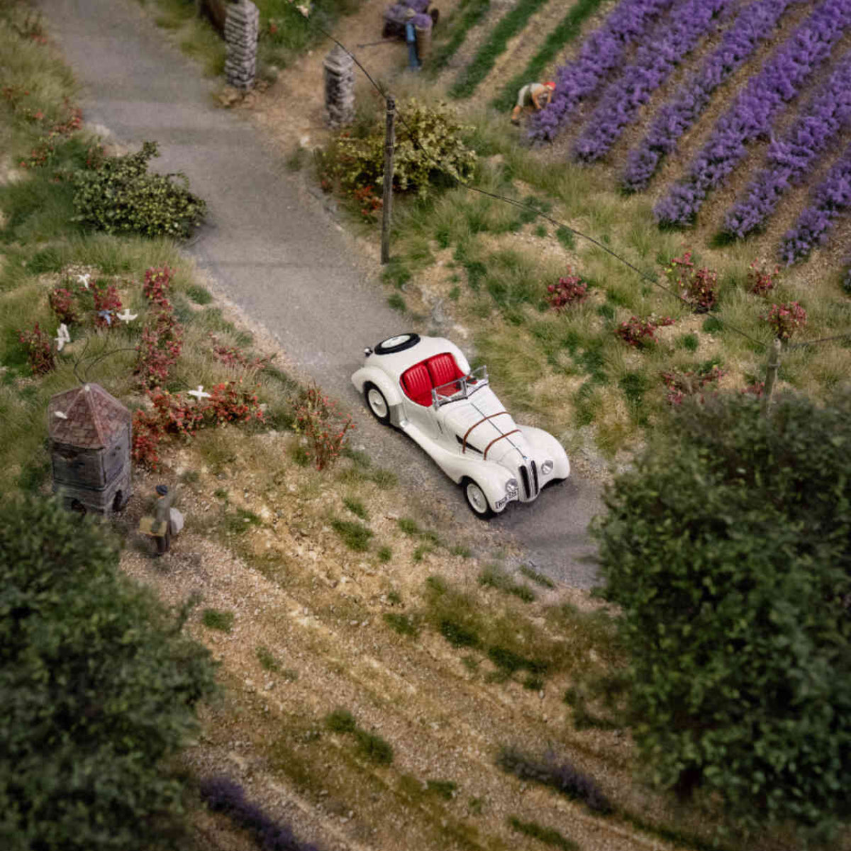 BMW 328 Miniature Modelbil (1:64)