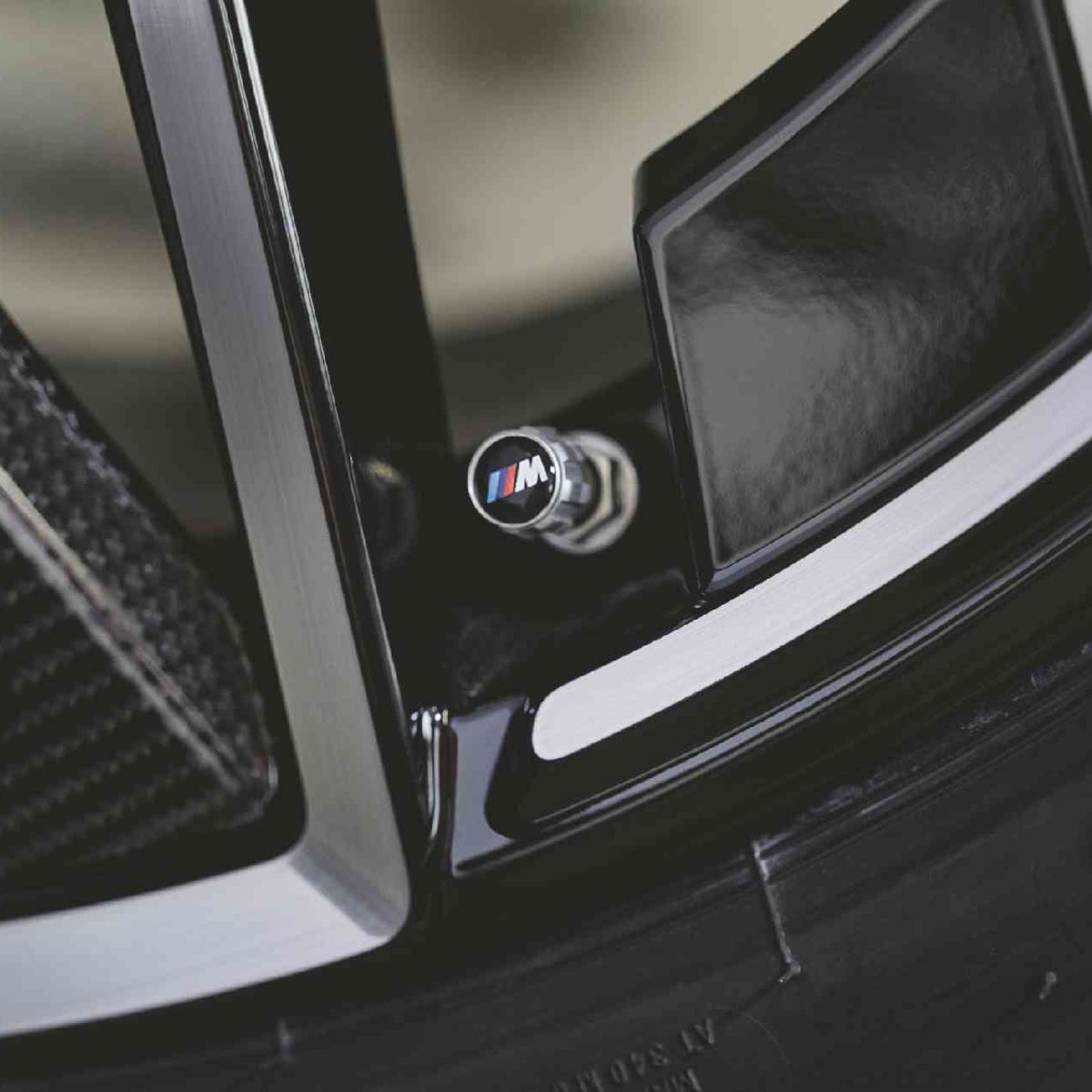 BMW - Ventilhætter med M Performance Logo