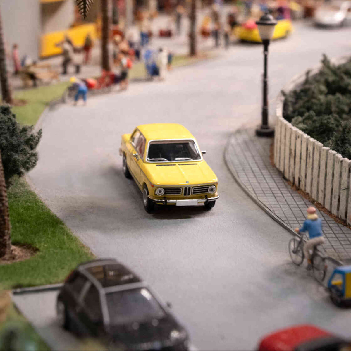 BMW 2002 Miniature Modelbil (1:64)